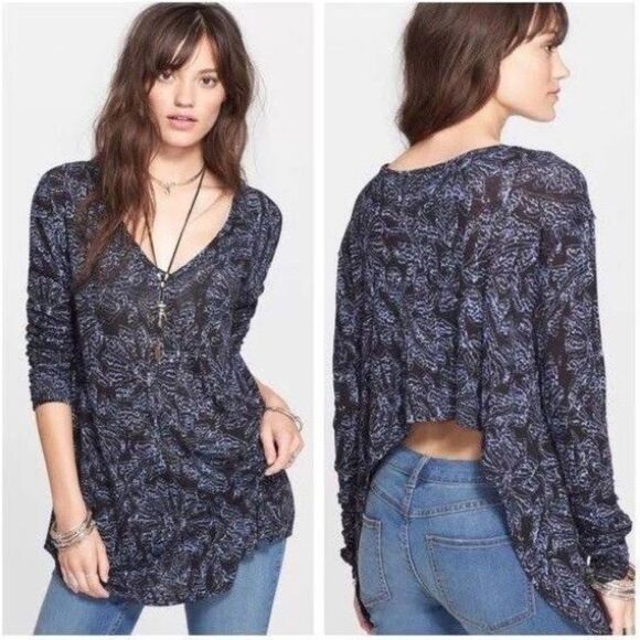 Free People Sahara Print High Back Long Sleeve Top V-Neck Stretch Medium F125 - Picture 2 of 11